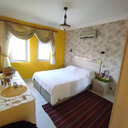 Beyaz Havuzlu Ovacik (Fethiye)